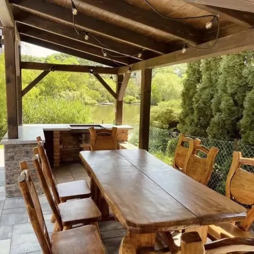 Nyári konyha a fedett terasz alatt