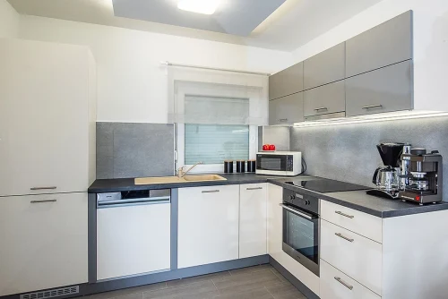 Teljesen felszerelt konyha