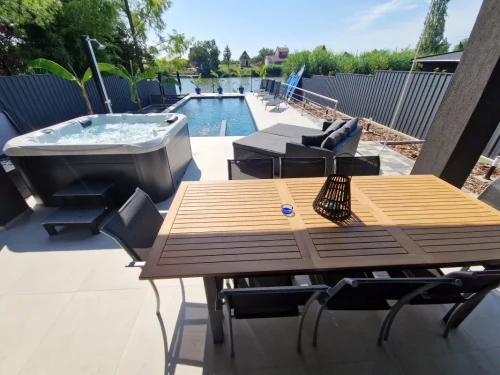 Látvány a teraszról