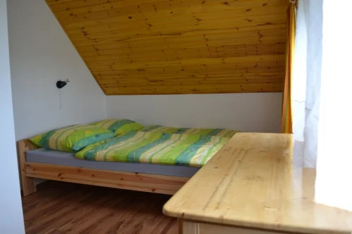 Emeleti franciaágyas hálószoba