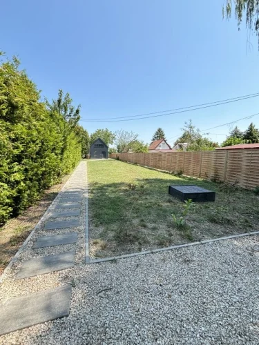 Zárt parkolási lehetőség