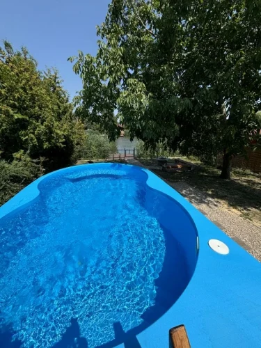 3x5 méteres medence