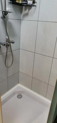 Zuhanyzós fürdőszoba