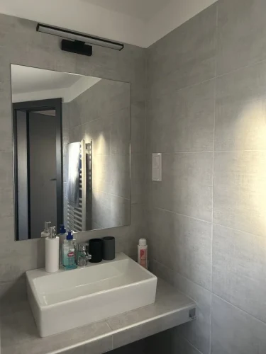 Zuhanyzós fürdőszoba