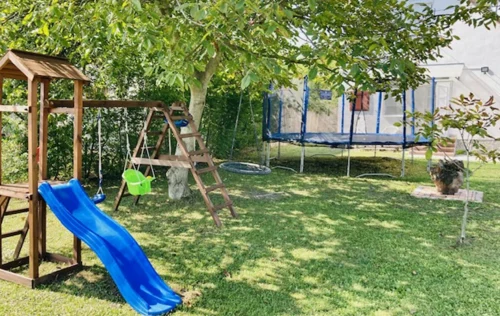 Játszótér a kertben