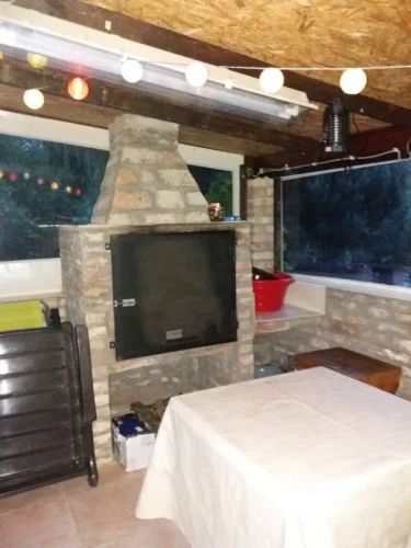 Kemence a nyári konyhában