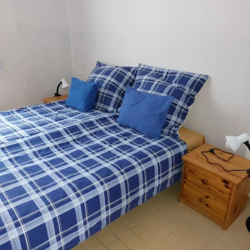 Franciaágyas hálószoba 1.