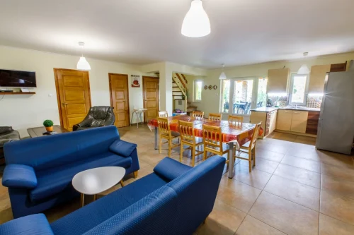 Nappali kényelmes fotelekkel