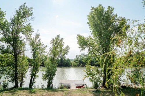 Saját stég csónakkal