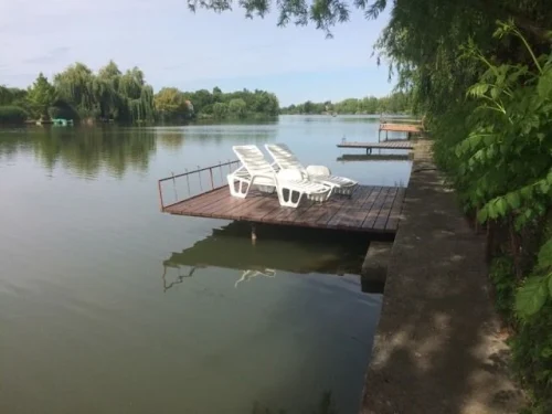 15 nm-es, saját stég