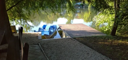 Vízibicikli és SUP is tartozik a nyaralóhoz