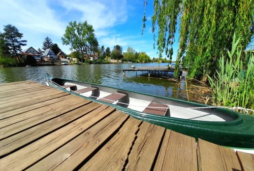 Túrakenu a stég mellett